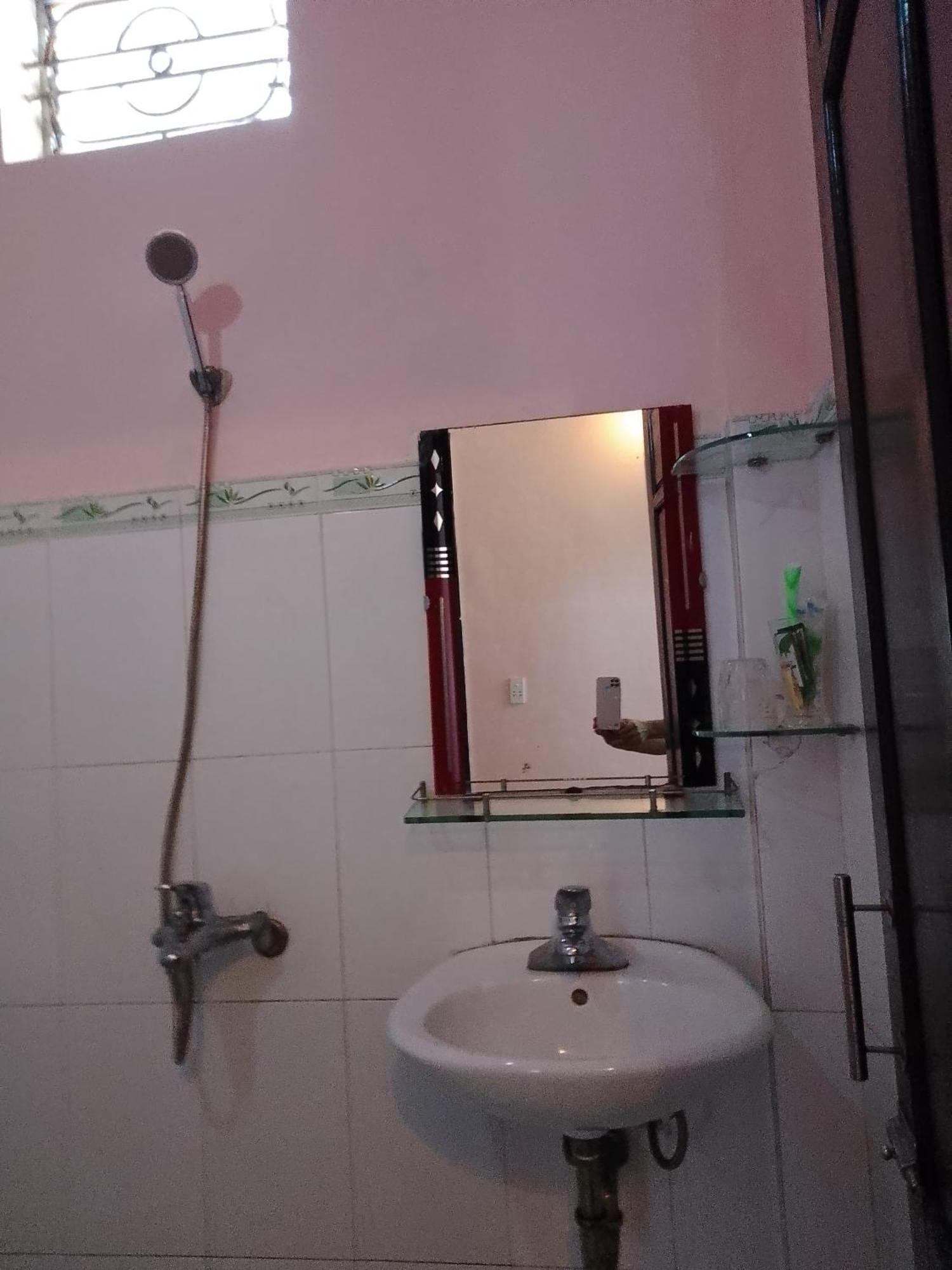 Nha Nghi Hang Nga Dong Hoi Kültér fotó