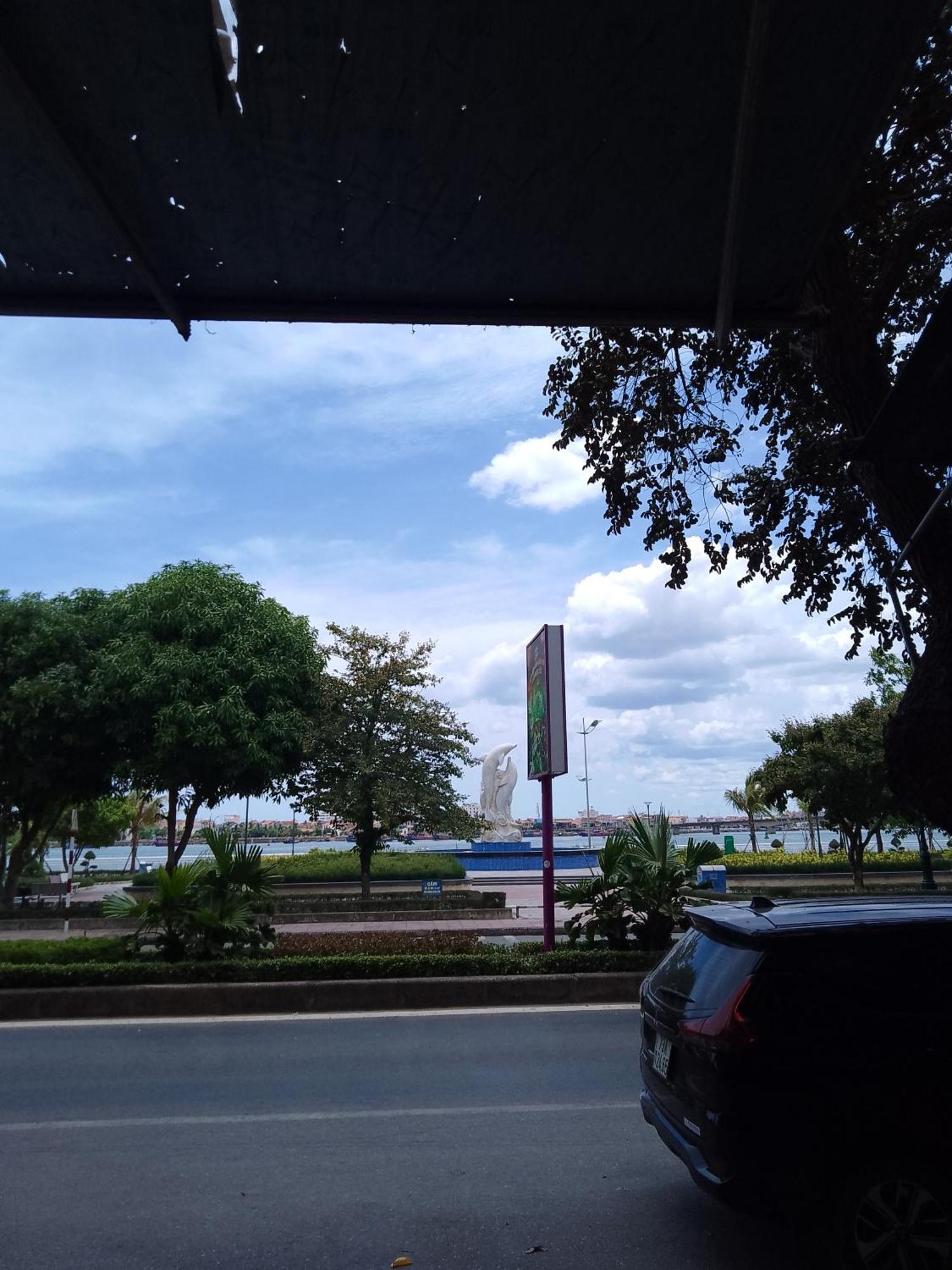 Nha Nghi Hang Nga Dong Hoi Kültér fotó