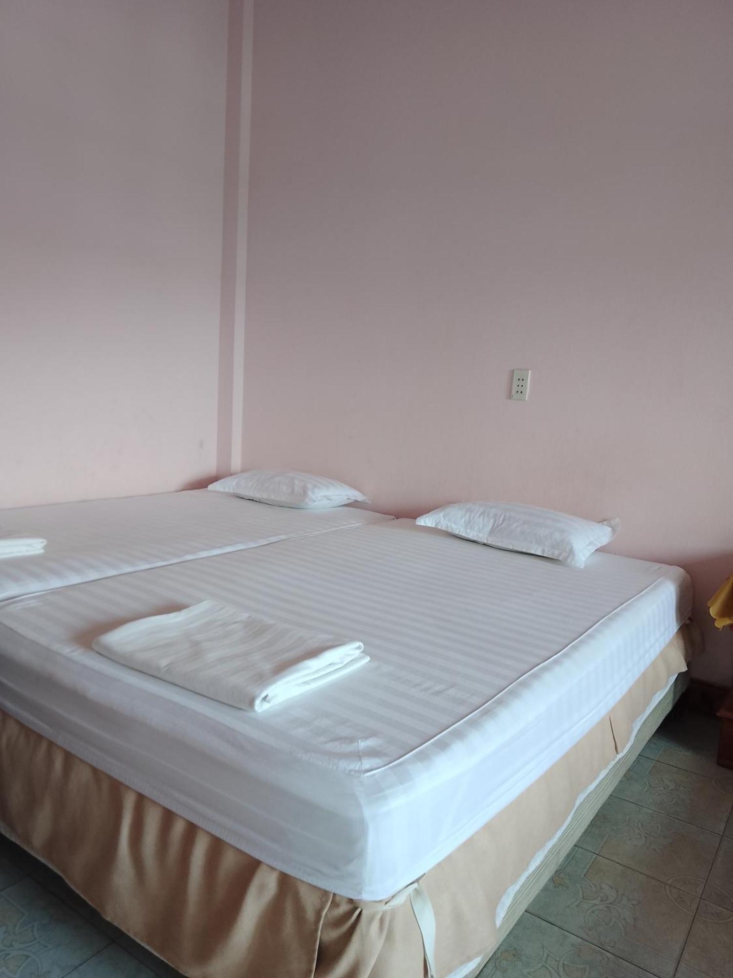Nha Nghi Hang Nga Dong Hoi Kültér fotó